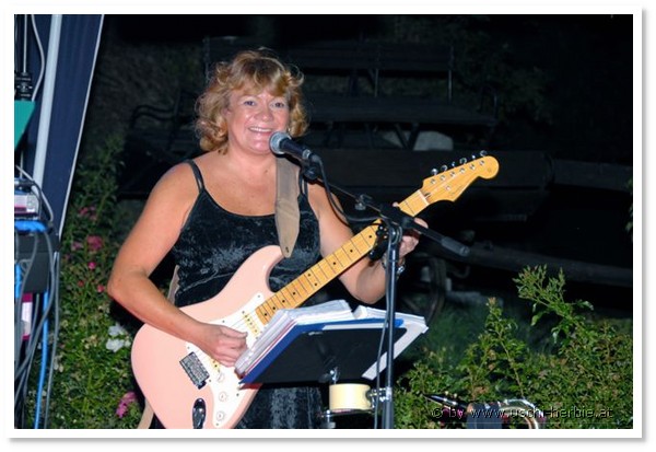 BeachPartyGablitz_pic06.JPG