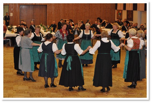 OEKB Ball Tulbing 2011_Bild02.JPG