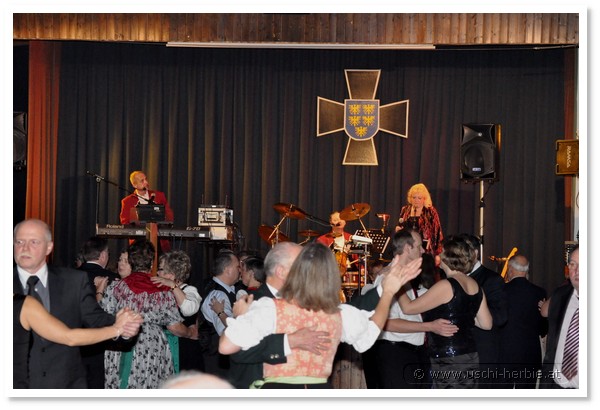 OEKB Ball Tulbing 2011_Bild19.JPG